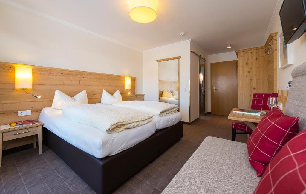 Hotel Garni Entstrasser Kitzbühel Oda fotoğraf